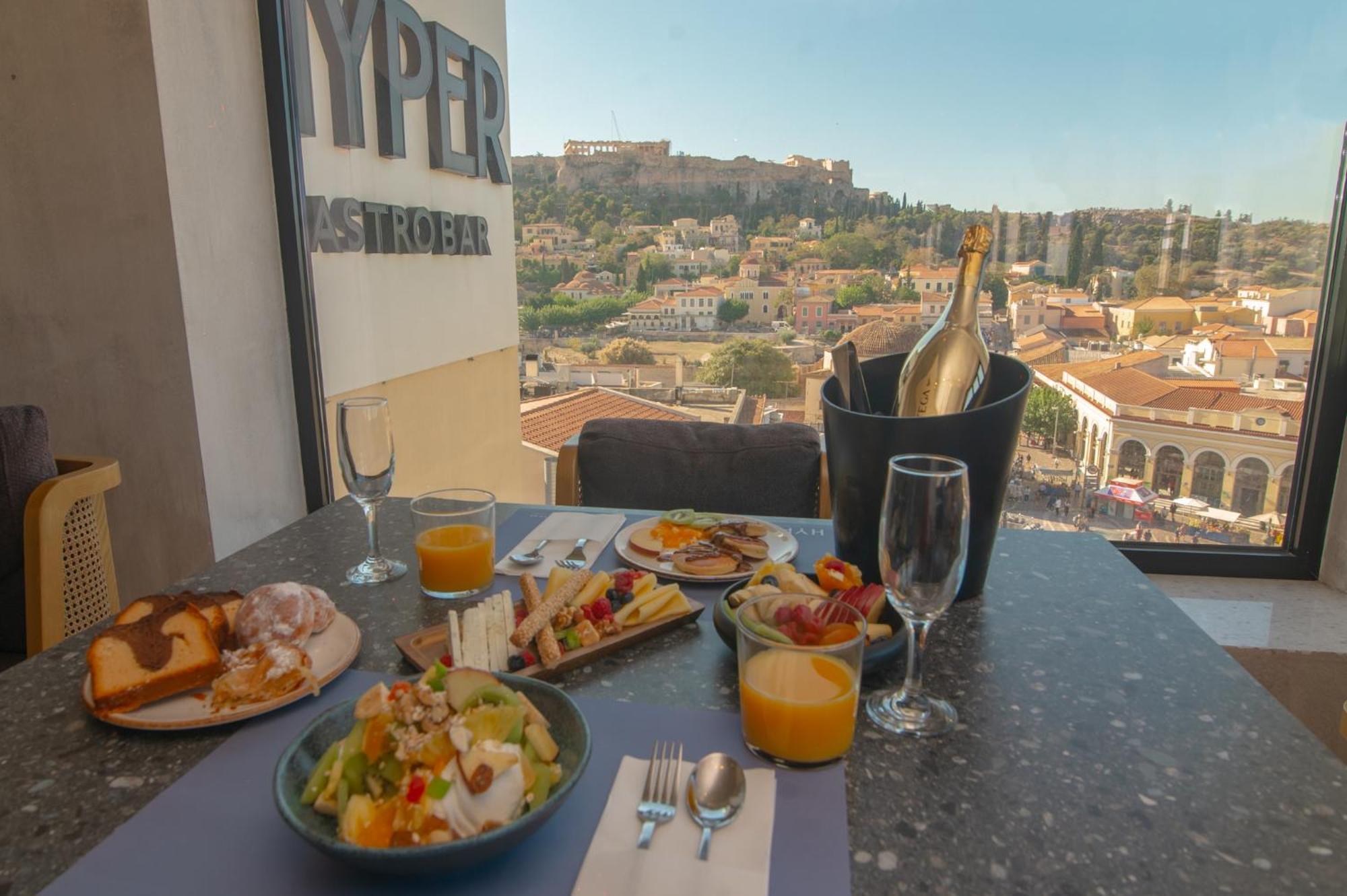 Athens Tower Hotel Екстериор снимка